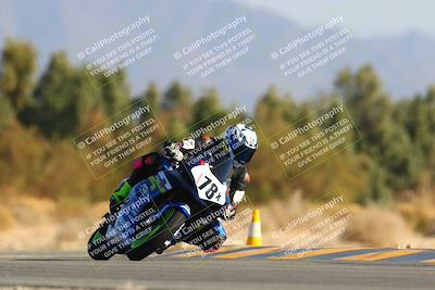 media/Jan-14-2024-SoCal Trackdays (Sun) [[2e55ec21a6]]/Turn 7 (140pm)/